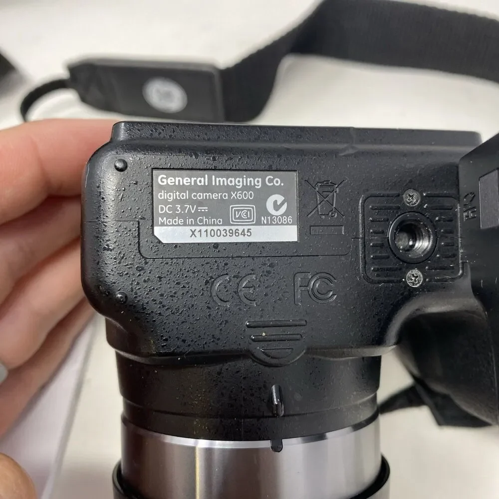 General  Electric Power PRO X600 Camera 14.1 MP Camera Black + Charger Tested!!.